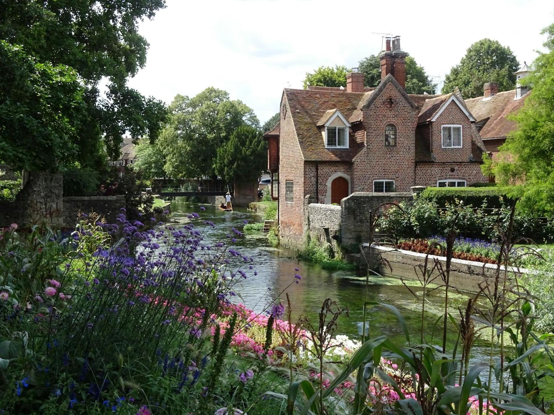 Stylish 3-Bedroom Home In Canterbury City-Centre - Superb Location! Exterior foto